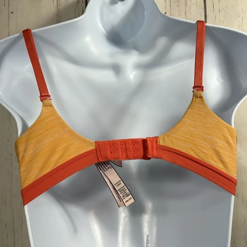 Victoria Secret Wireless Tricolor Soft Cup Lightly Padded T-shirt Front Logo Bra
